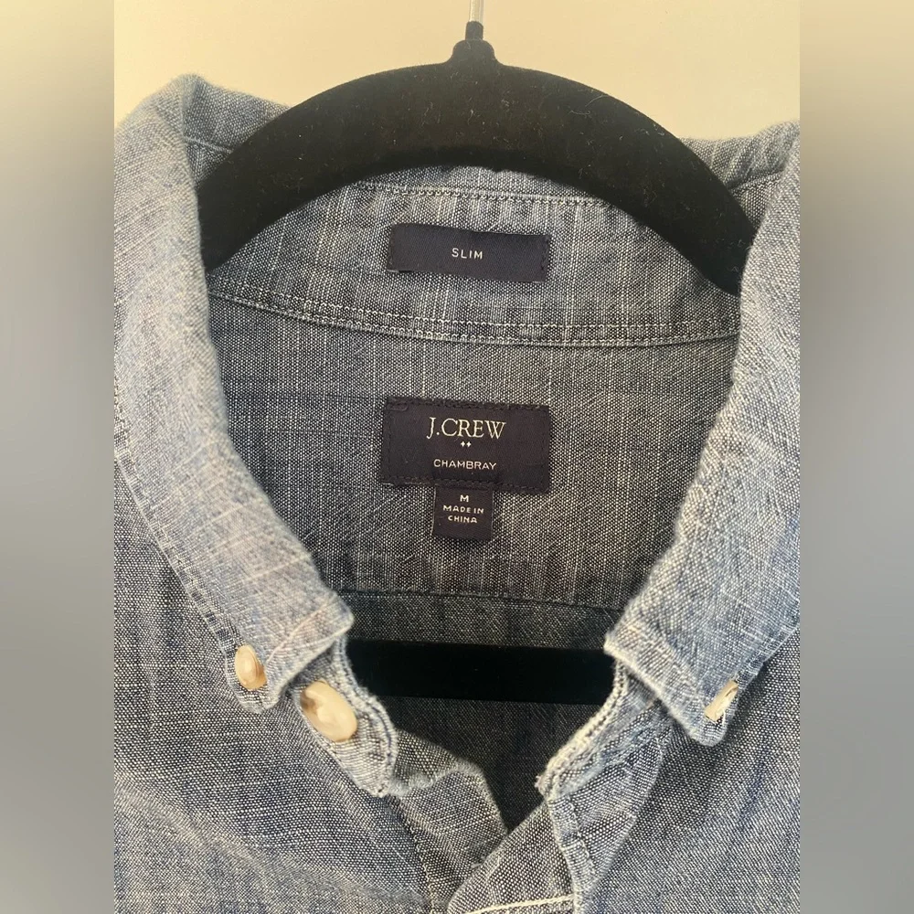 J. Crew - Short-Sleeve 100% Organic Chambray Cotton Button Down - Size M Slim